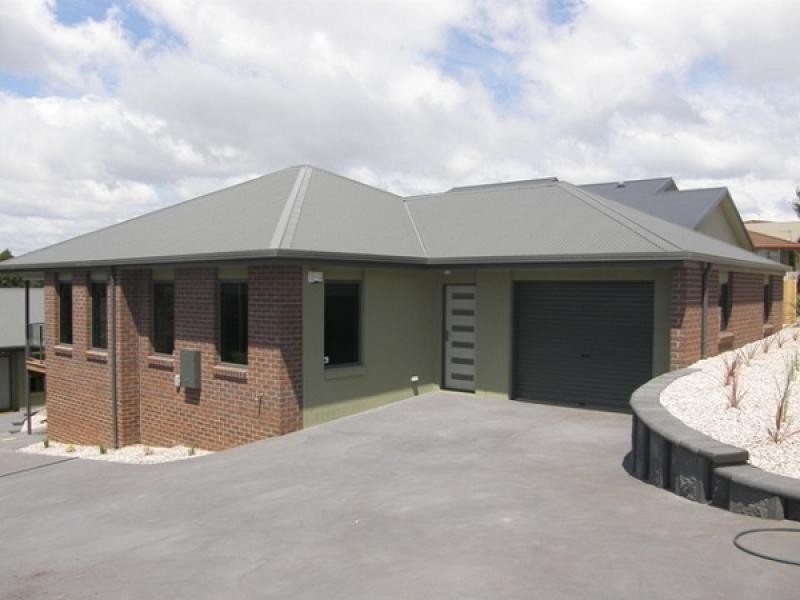 Unit 1, 9 Manuka Drive, Burnie TAS 7320