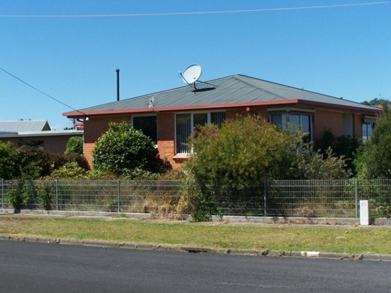 10 Lockett Street, Wynyard TAS 7325