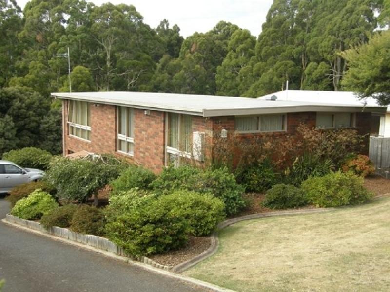 25 Blackwood Parade, Burnie TAS 7320