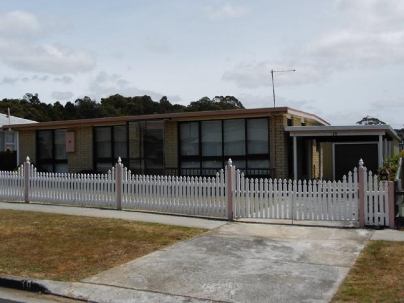 19 Lyons Street, Somerset TAS 7322