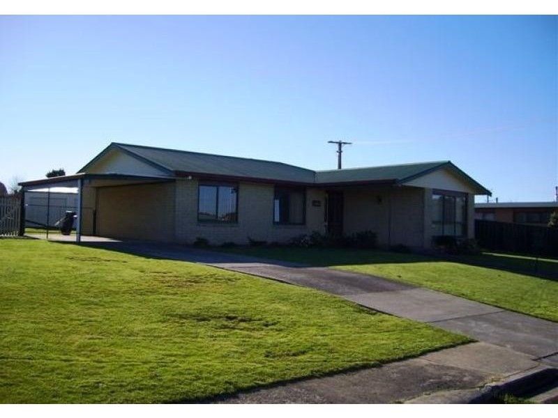 27 George Street, Wynyard TAS 7325
