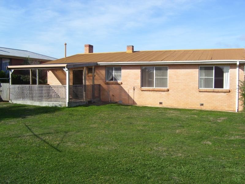 9 Simon Court, Burnie TAS 7320