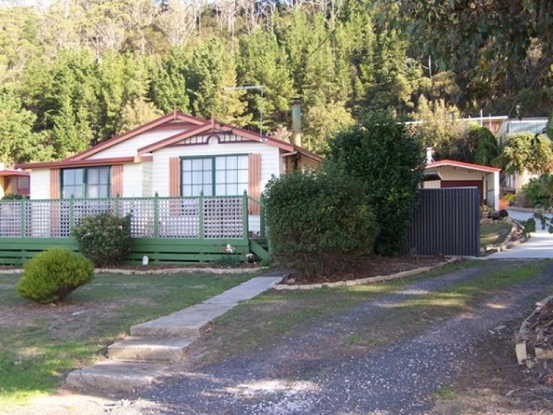 570 Bass Highway, Heybridge TAS 7316