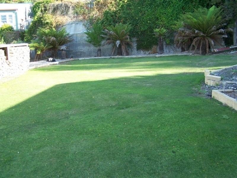 570 Bass Highway, Heybridge TAS 7316