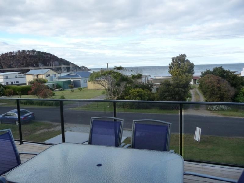 92 Irby Boulevard, Sisters Beach TAS 7321