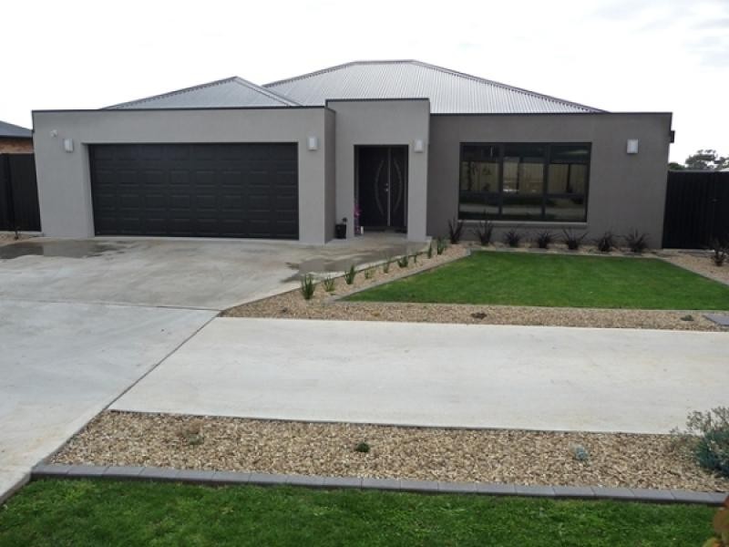 18 Mercedes Place, Burnie TAS 7320