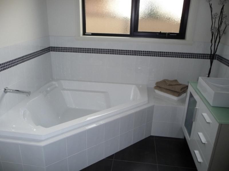 18 Mercedes Place, Burnie TAS 7320