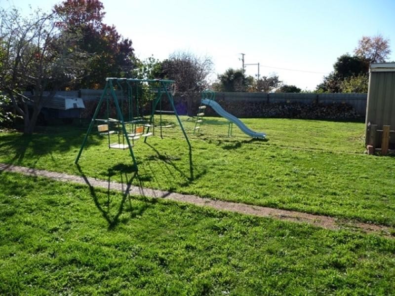 18 Bird Street, Burnie TAS 7320