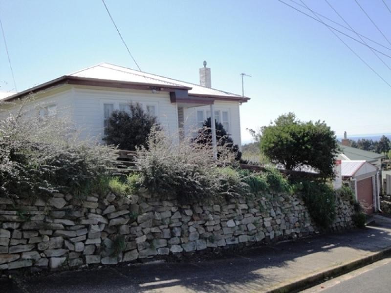 28 Sutton Street, Burnie TAS 7320