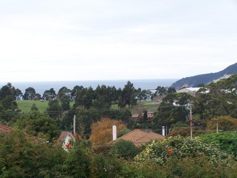 28 Sutton Street, Burnie TAS 7320