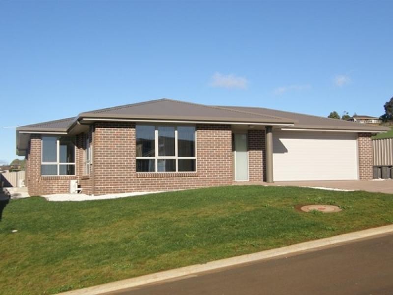 3 Edwin Place, Burnie TAS 7320
