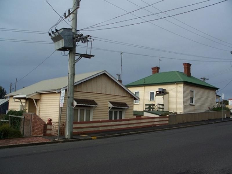 15 Queen Street, Burnie TAS 7320