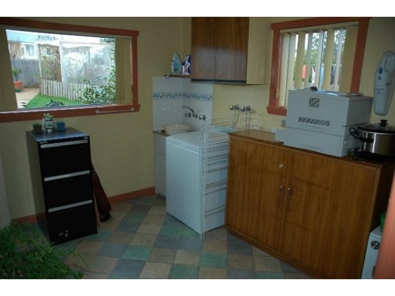 75 Stirling Street, Burnie TAS 7320