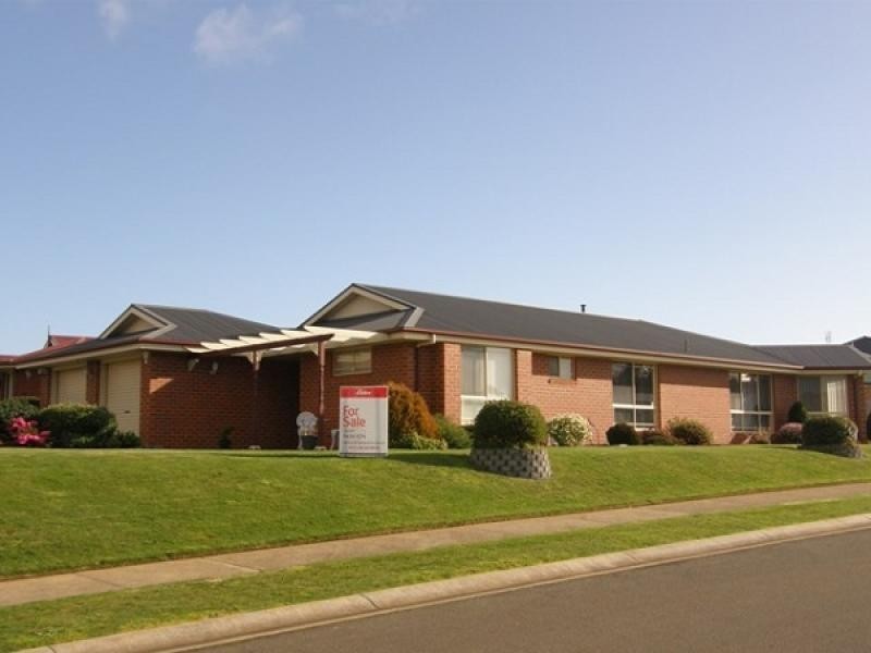 2 Boston Avenue, Burnie TAS 7320