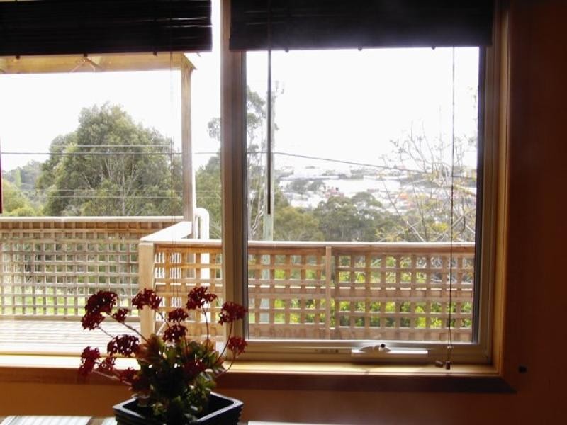 2 Wattle Avenue, Emu Heights TAS 7320