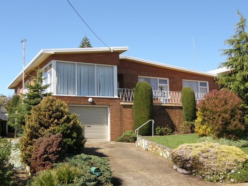 3 Churchill Avenue, Burnie TAS 7320