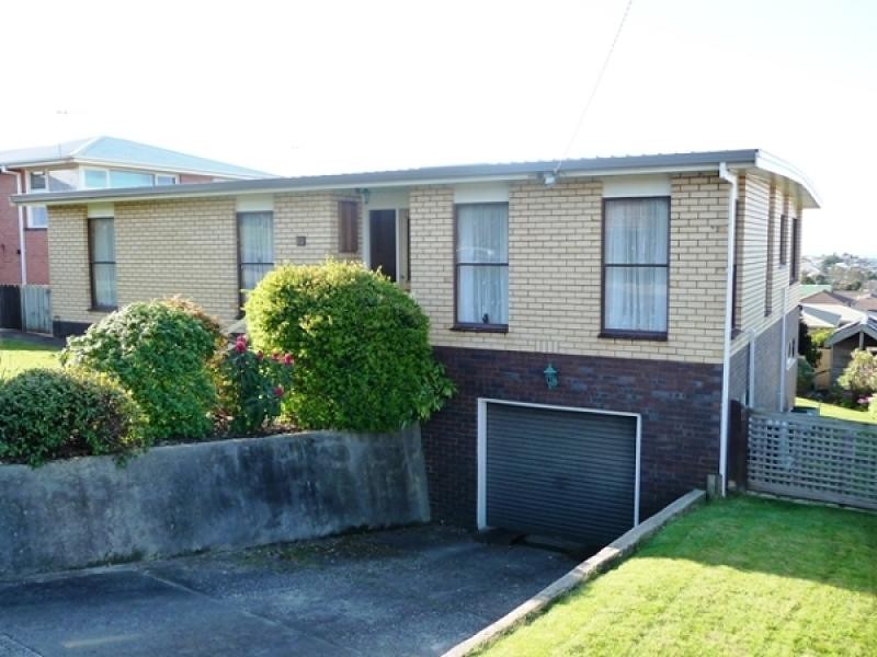 22 Thorne Street, Burnie TAS 7320