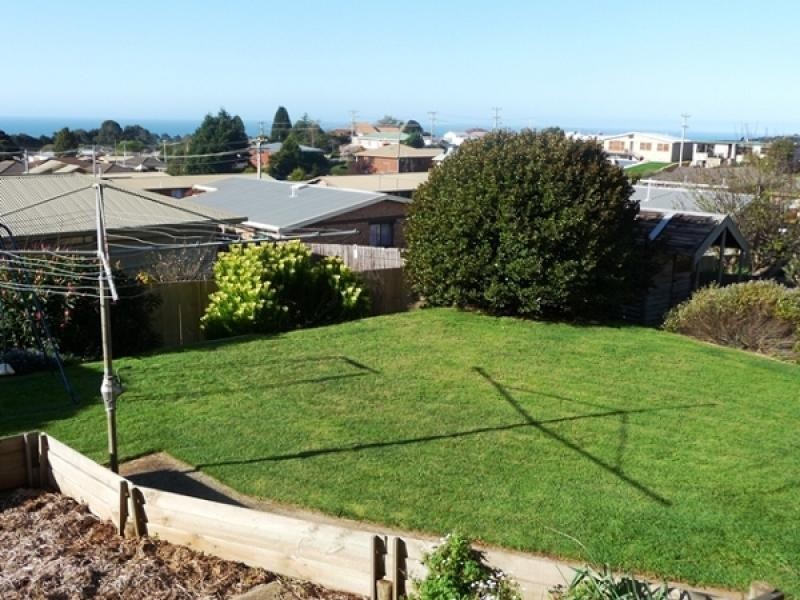 22 Thorne Street, Burnie TAS 7320