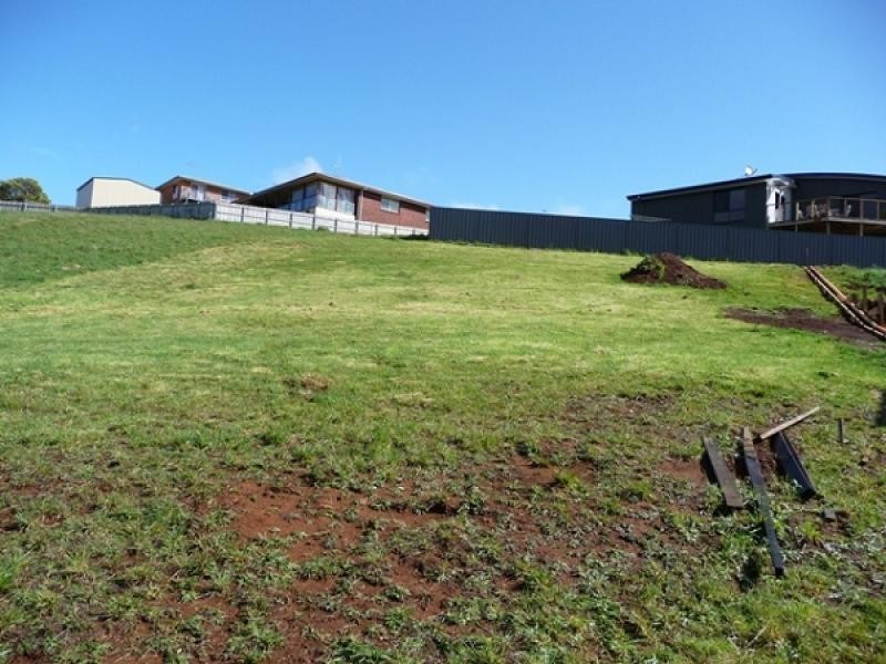 26 Dowling Drive, Burnie TAS 7320