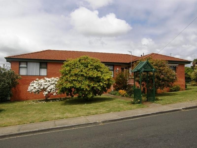 1 Blackwood Parade, Burnie TAS 7320