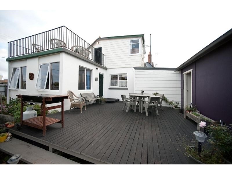 75 Saunders Street, Wynyard TAS 7325