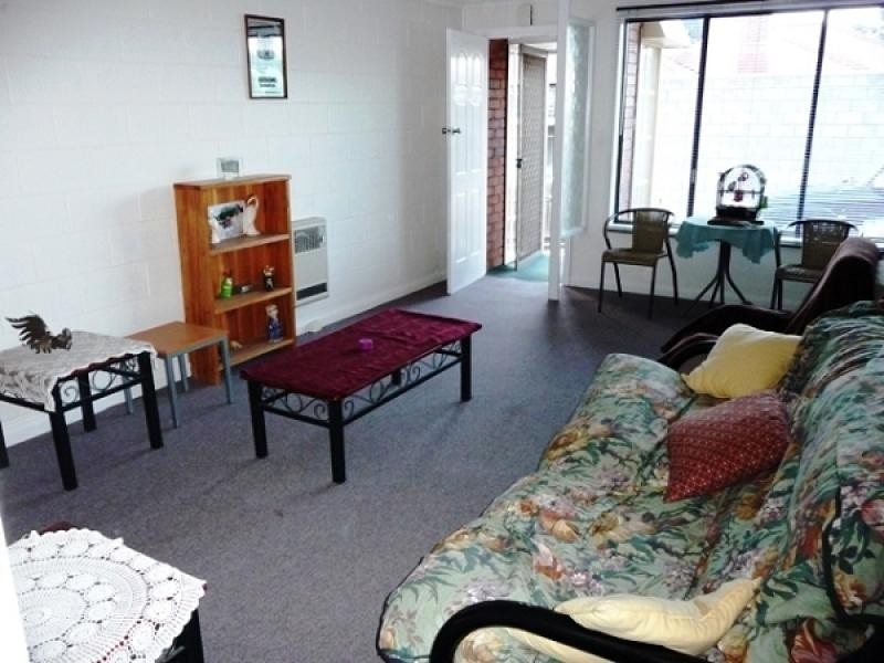 Unit 2, 196 Mount Street, Burnie TAS 7320