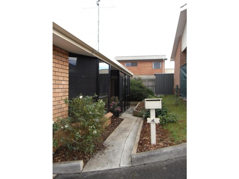 4/36 West Park Grove, Burnie TAS 7320