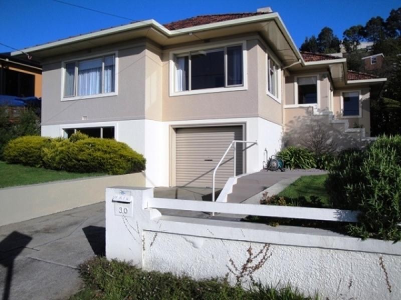 30 Cunningham Street, Burnie TAS 7320