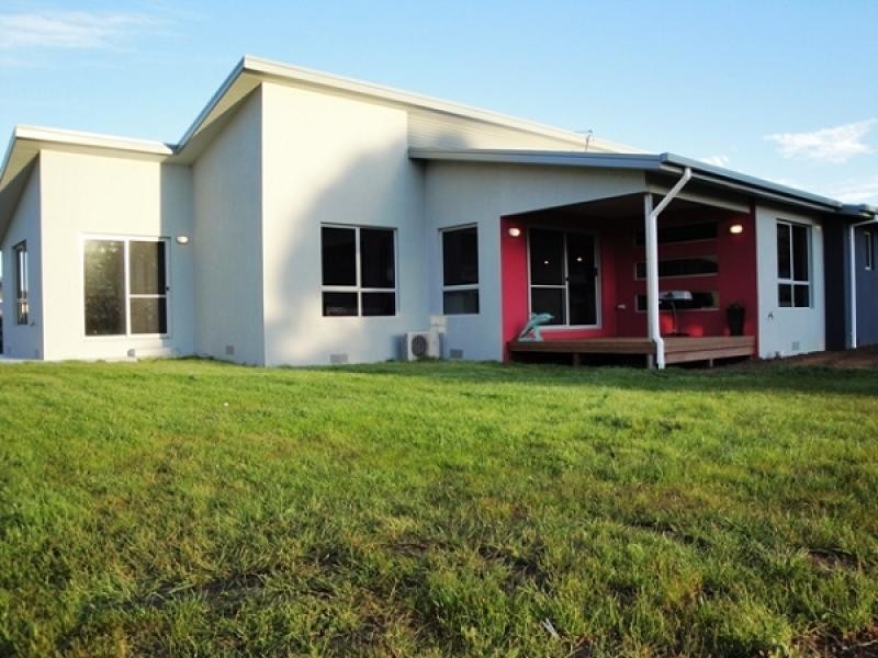 23 Sandhaven Crescent, Sulphur Creek TAS 7316