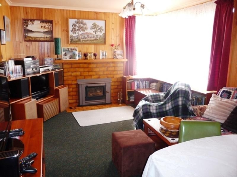 11 Colegrave Road, Burnie TAS 7320