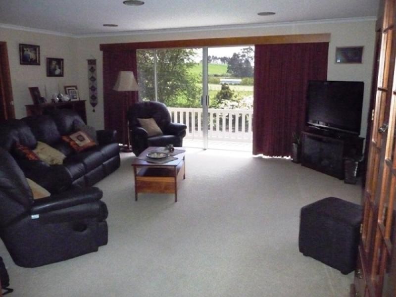 21 Illoura Road, Burnie TAS 7320