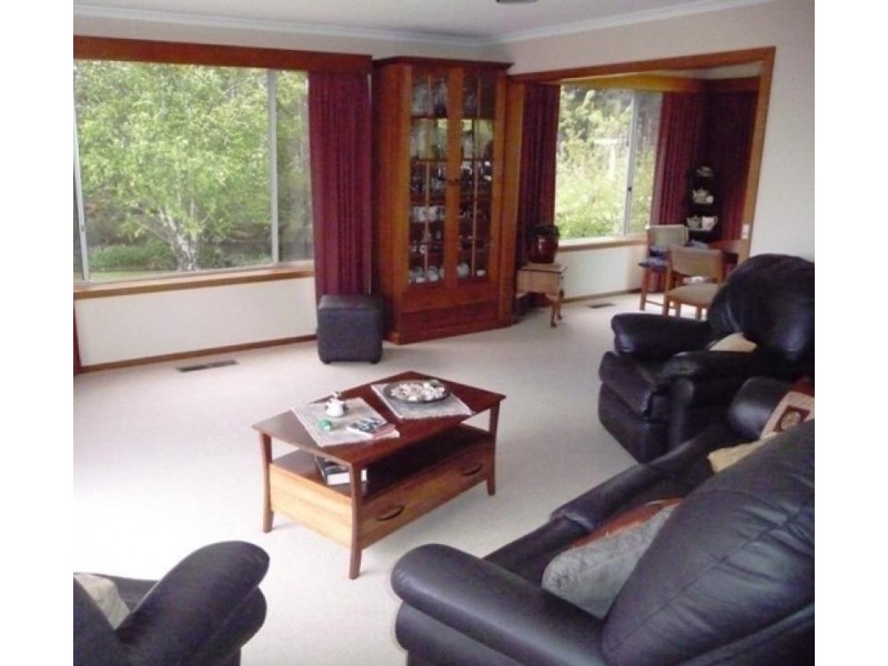 21 Illoura Road, Burnie TAS 7320