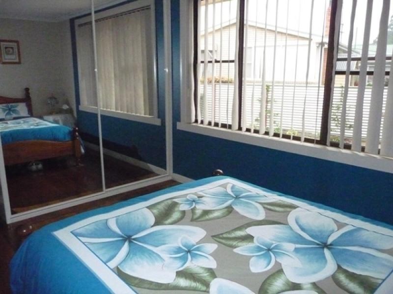 2 Ronald Crescent, Somerset TAS 7322