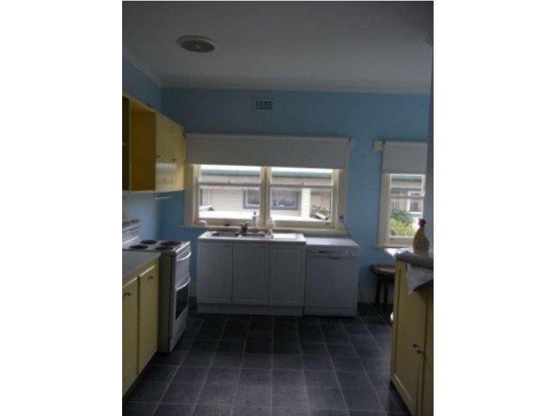 8 Paraka Street, Burnie TAS 7320