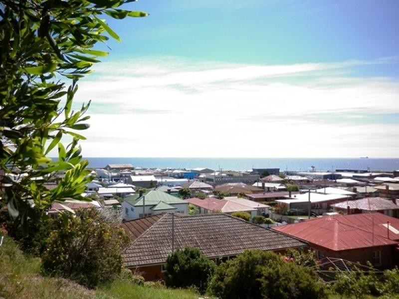 9 Stitz Street, Burnie TAS 7320