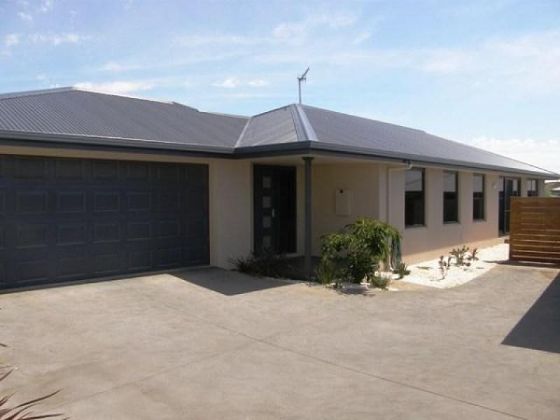 Unit 3 , 29 Mercedes Place, Burnie TAS 7320