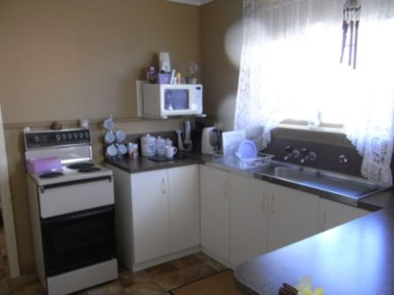 16 Winter Avenue, Burnie TAS 7320