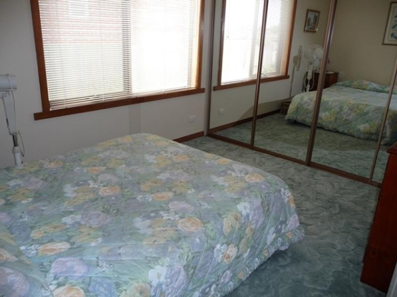 8 Reeve Street, Somerset TAS 7322