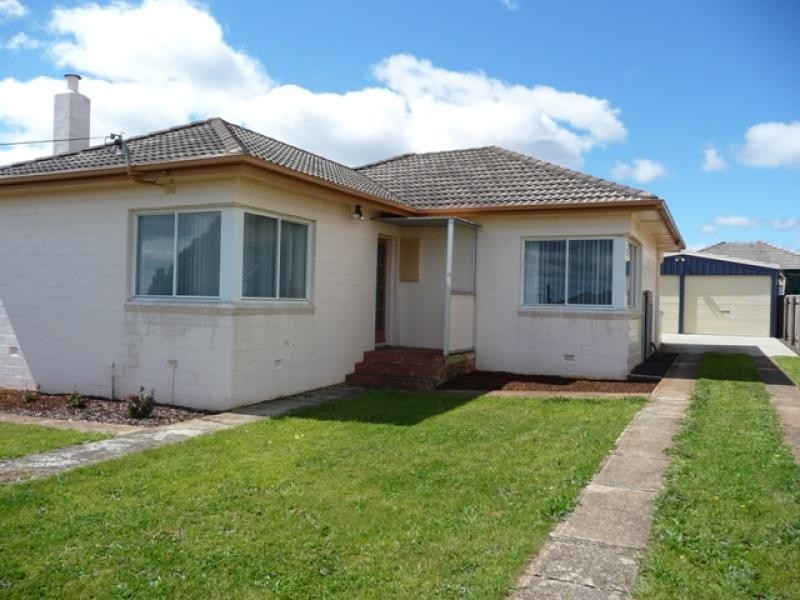 11 Stirling Street, Burnie TAS 7320