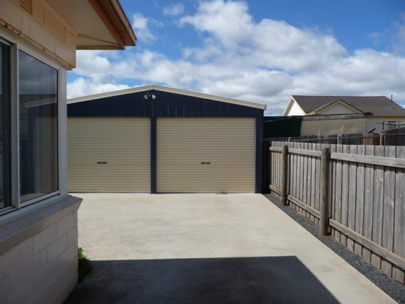 11 Stirling Street, Burnie TAS 7320