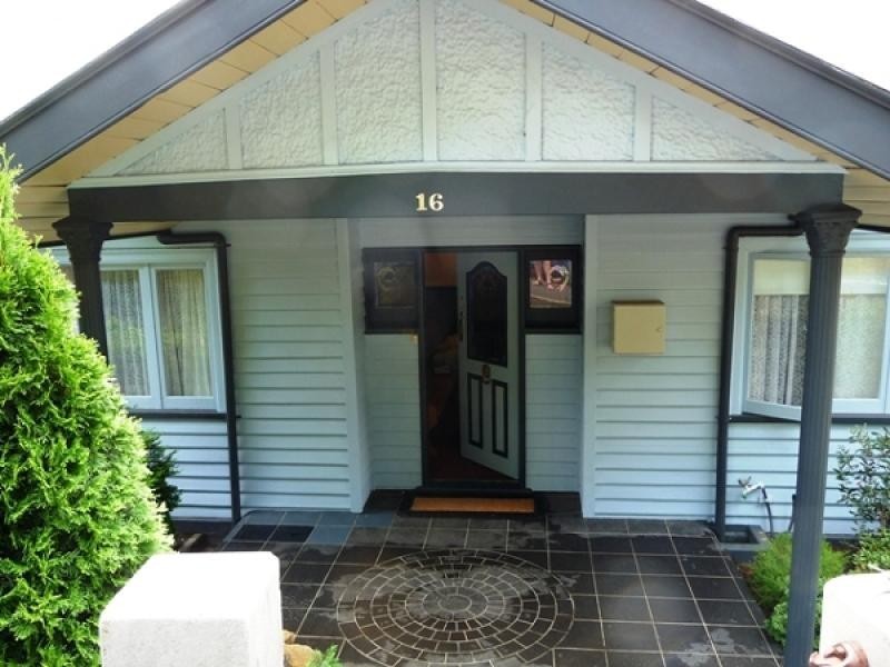 16 View Road, Burnie TAS 7320