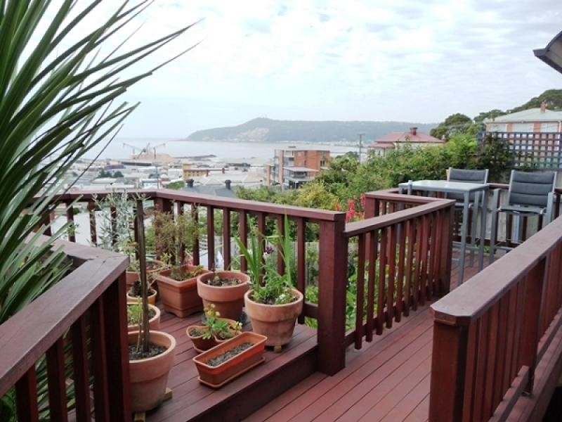 16 View Road, Burnie TAS 7320