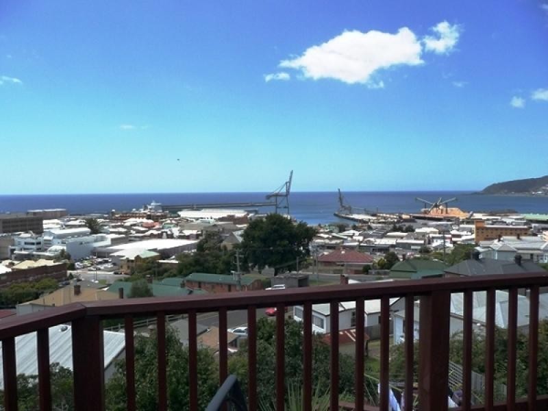 16 View Road, Burnie TAS 7320