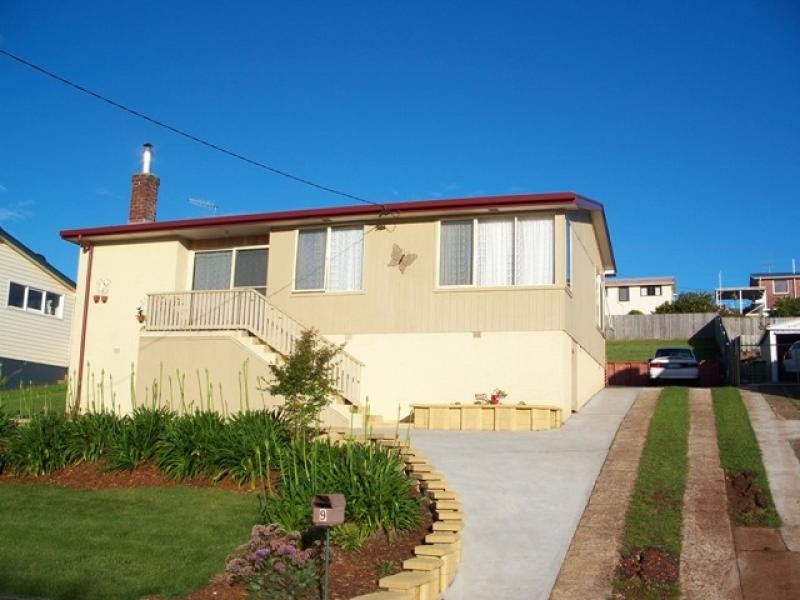 9 Ogden Street, Burnie TAS 7320