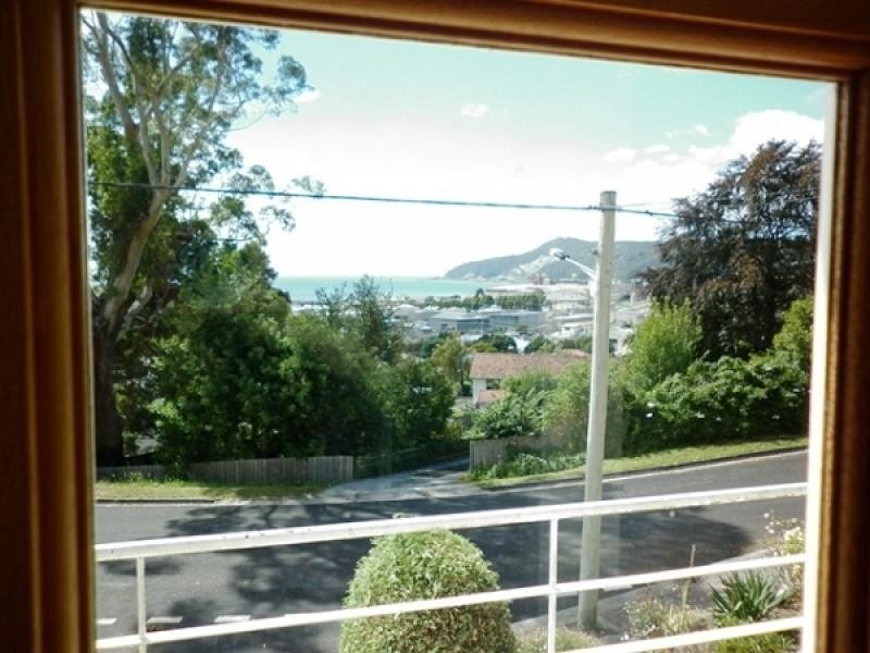 50 Wyatt Crescent, Burnie TAS 7320