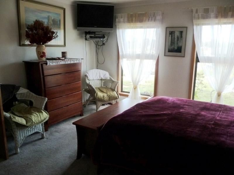 8 Berkshire Parade, Penguin TAS 7316