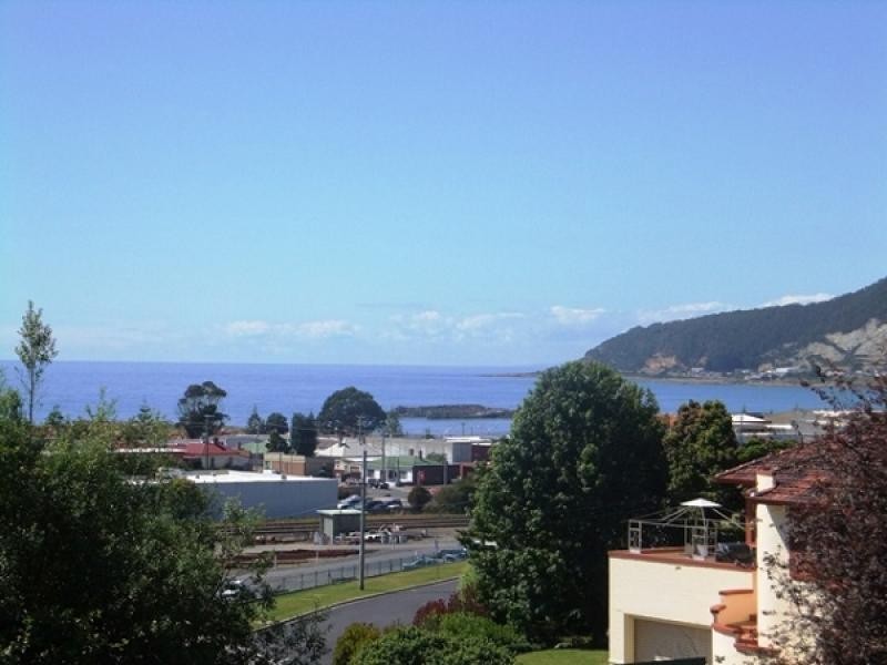 64 Moody Street, Burnie TAS 7320