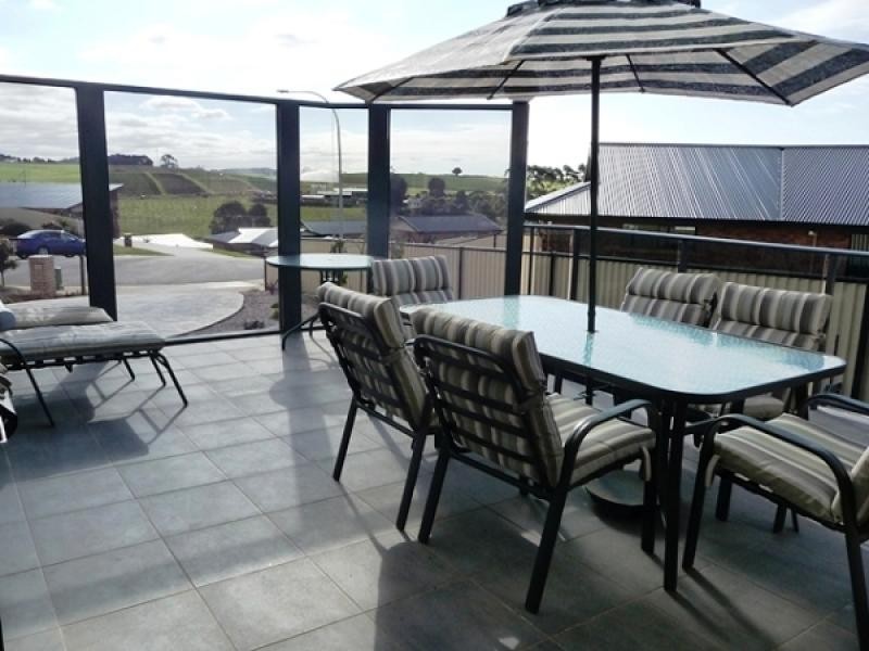 11 Josie Crescent, Burnie TAS 7320