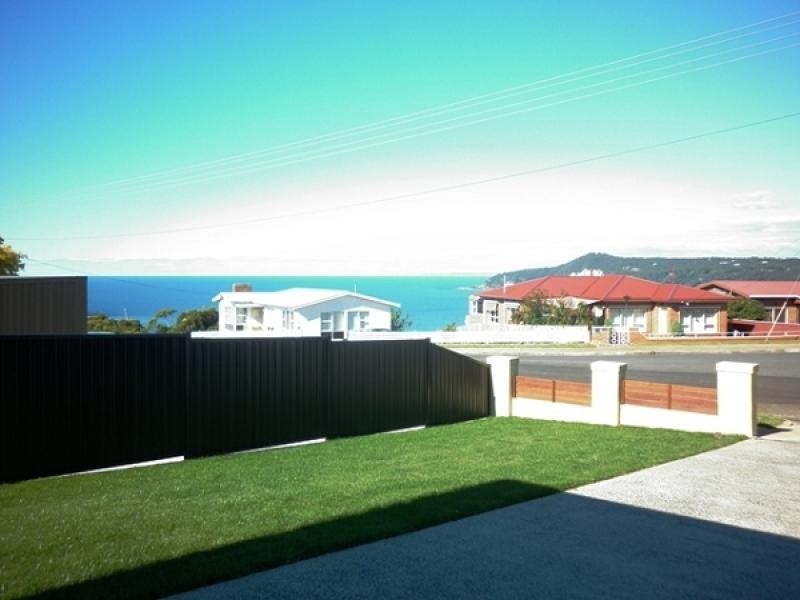 18 Bird Street, Burnie TAS 7320