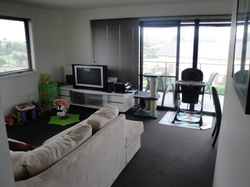 Unit 1 , 10 Josie Crescent, Burnie TAS 7320